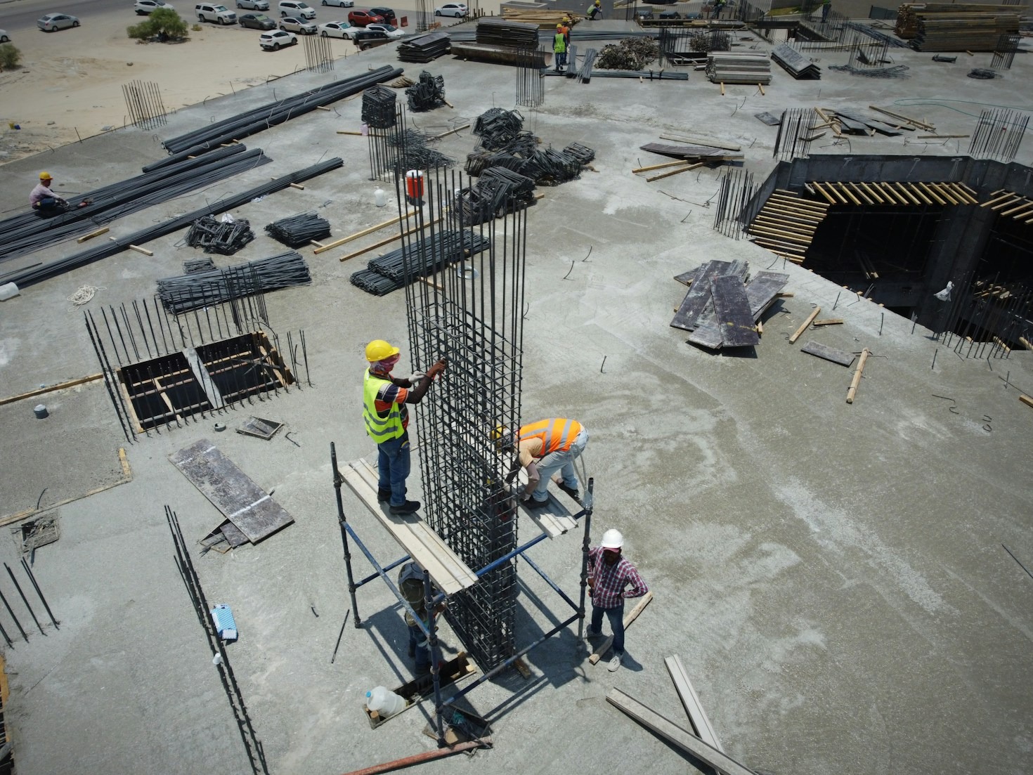 How to Choose the Right Construction Partner